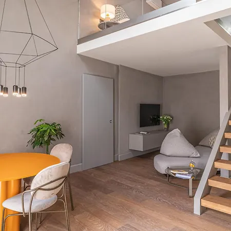 Conrad By Metropole Maison d'hôtes